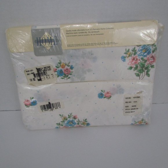 JC Penney The Home Collection Twin Flat Sheet Spring Floral - Picture 2 of 5